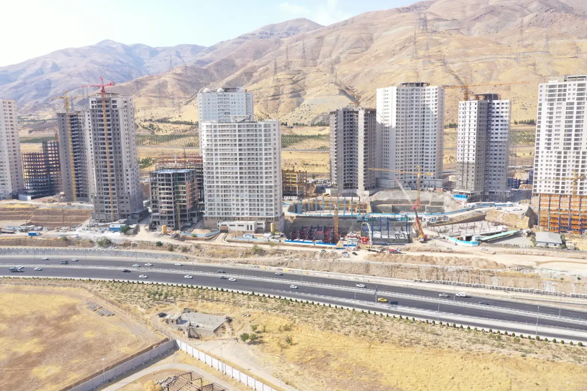 سرمایه گذاری در کدام یک از پروژه های منطقه 22 بهتر است؟